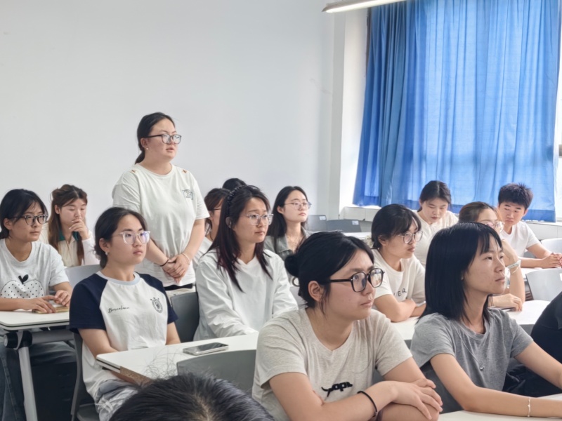 总结发言.jpg